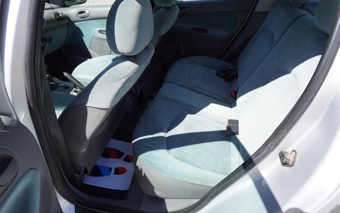 Peugeot 206 cena 4999 przebieg: 81000, rok produkcji 1999 z Katowice małe 277